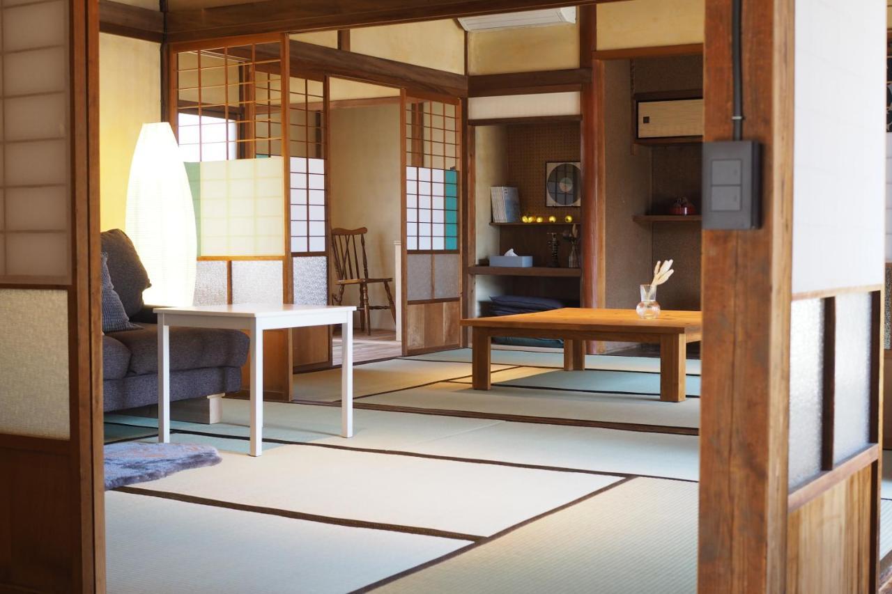 岡邸 Apartment Tonosho  Bagian luar foto