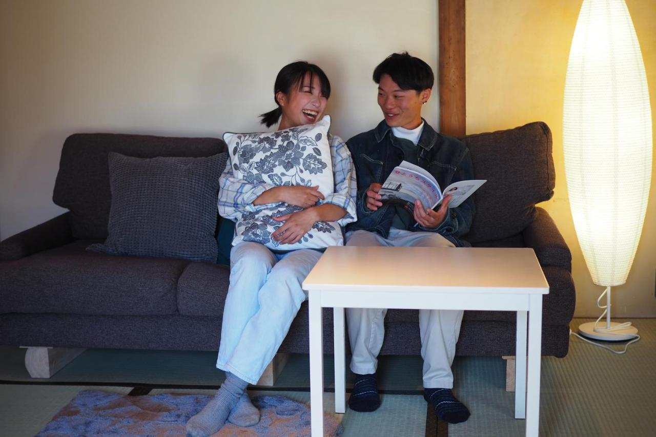 岡邸 Apartment Tonosho  Bagian luar foto