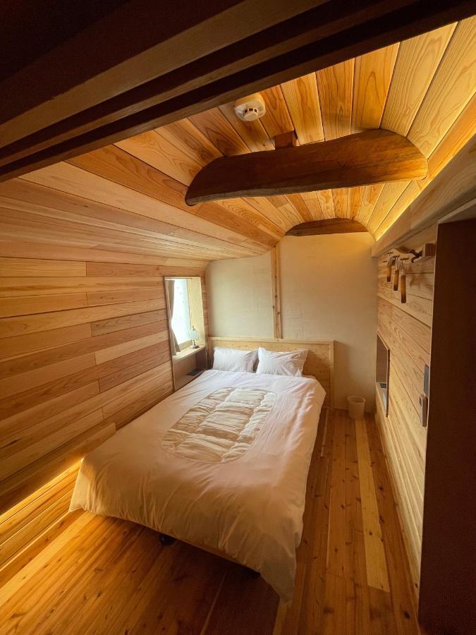 岡邸 Apartment Tonosho  Bagian luar foto