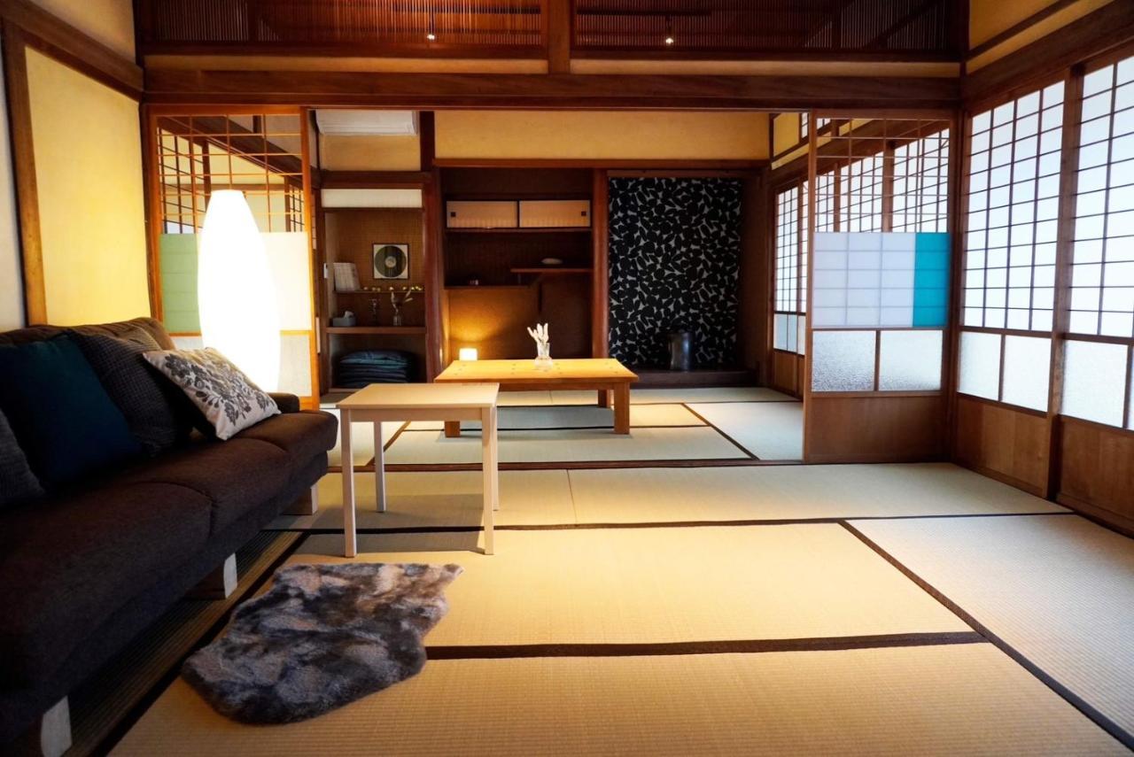 岡邸 Apartment Tonosho  Bagian luar foto